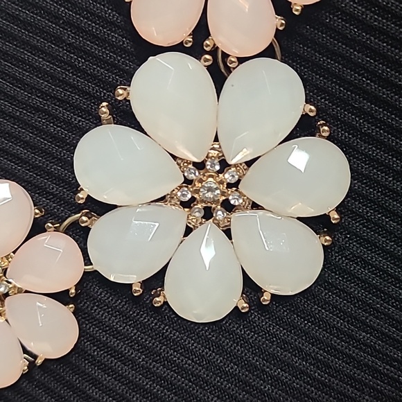 Statement Floral Embellished Rhinestone Necklace - Picture 3 of 10